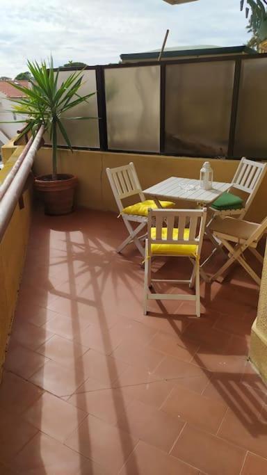 Appartamento Daloba House Costa da Caparica Esterno foto
